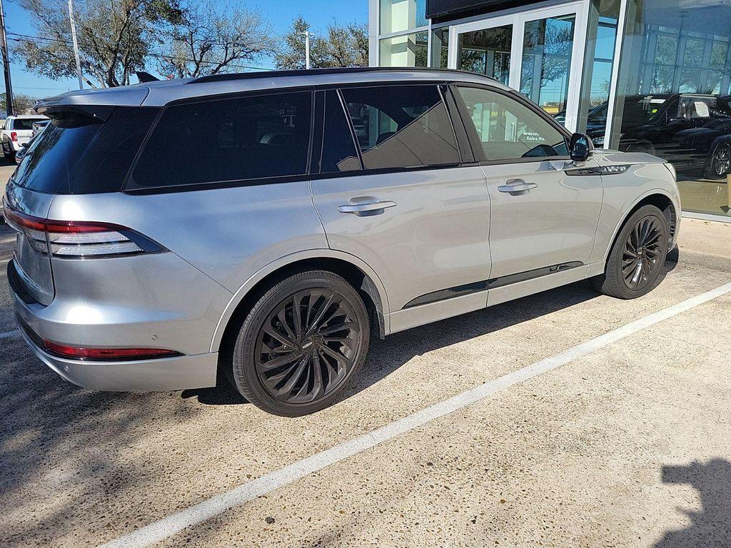 used 2023 Lincoln Aviator car, priced at $44,991