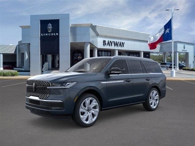 new 2025 Lincoln Navigator car, priced at $95,864
