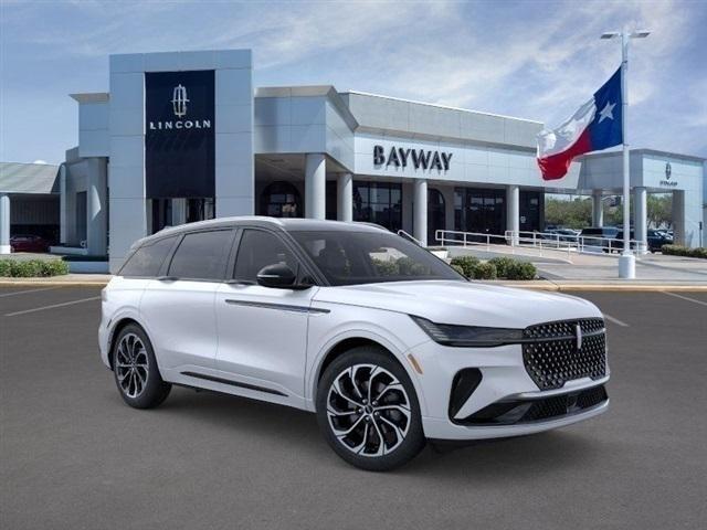 new 2026 Lincoln Nautilus car, priced at $62,637