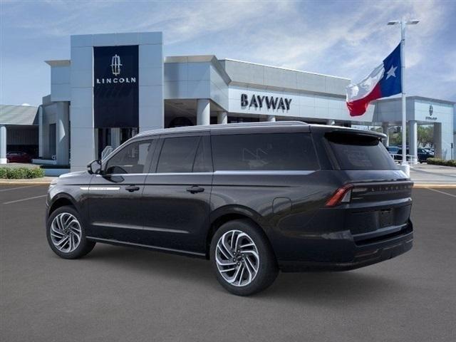 new 2025 Lincoln Navigator car, priced at $98,072