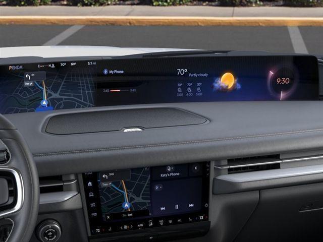 new 2025 Lincoln Navigator car, priced at $99,339