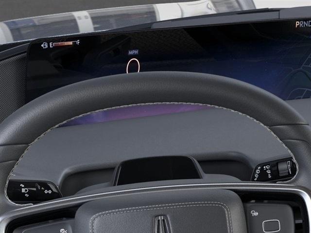 new 2025 Lincoln Navigator car, priced at $88,999