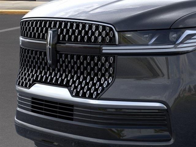 new 2025 Lincoln Navigator car, priced at $88,999
