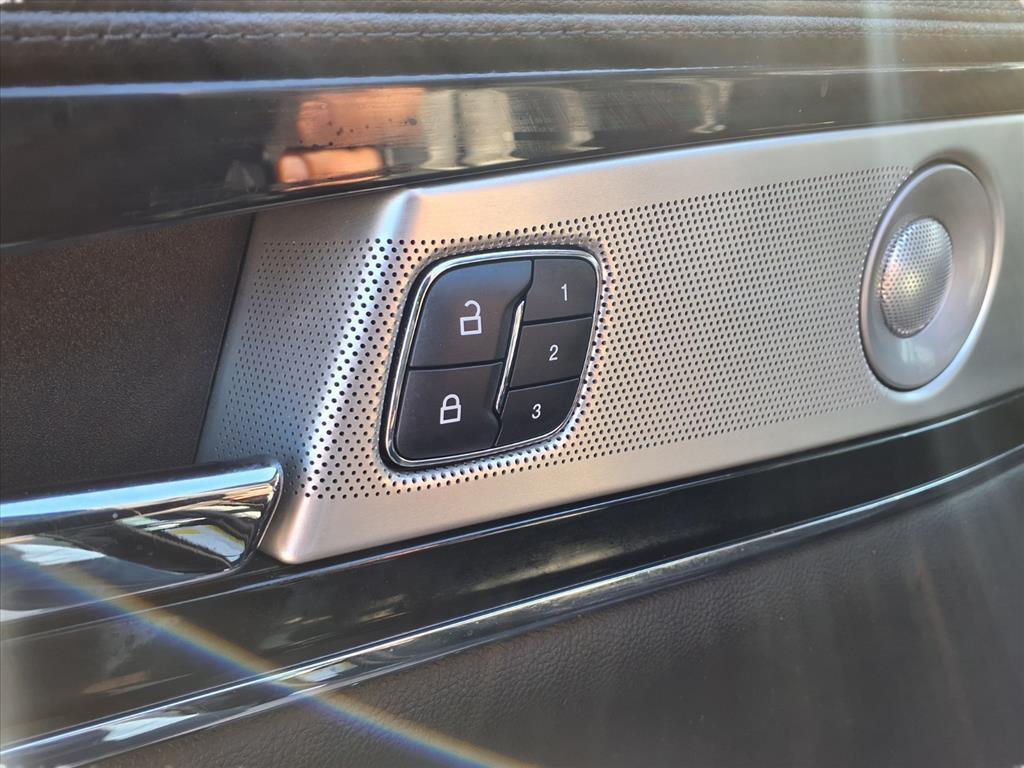 used 2022 Lincoln Nautilus car, priced at $30,594