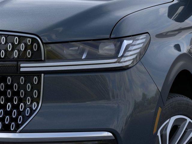 new 2026 Lincoln Navigator car, priced at $96,090