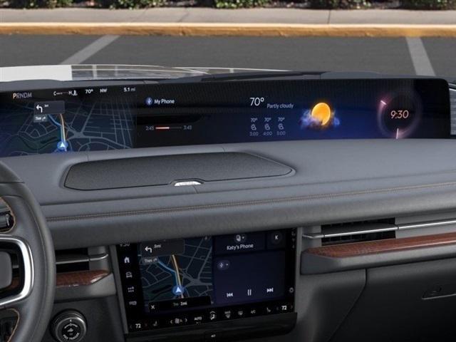 new 2025 Lincoln Navigator car, priced at $116,590