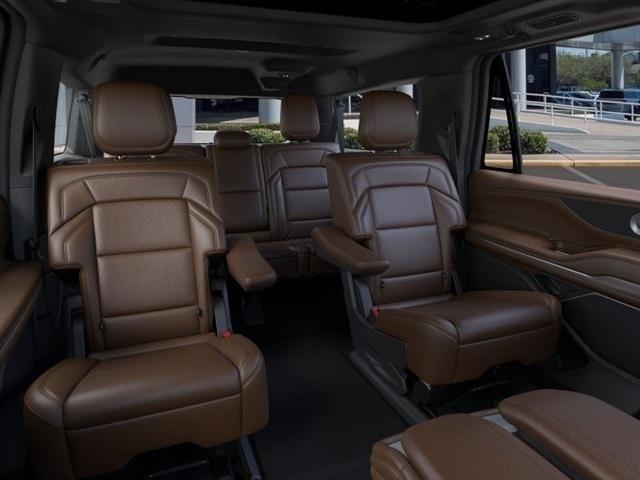 new 2025 Lincoln Navigator car, priced at $95,887
