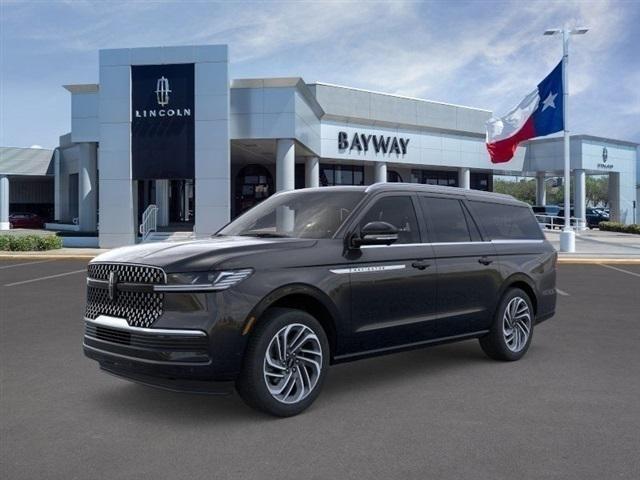new 2025 Lincoln Navigator car, priced at $95,887