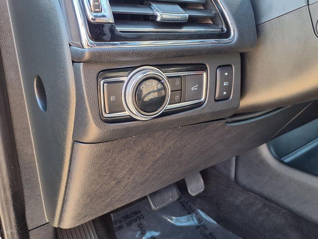 used 2021 Lincoln Navigator car, priced at $28,071