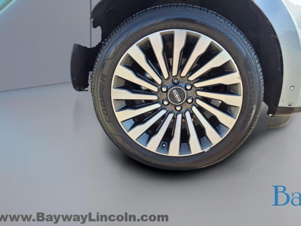 used 2021 Lincoln Navigator car, priced at $28,071