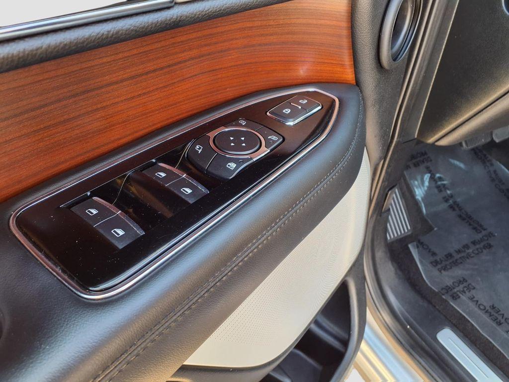 used 2021 Lincoln Navigator car, priced at $28,071