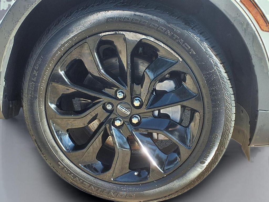 used 2023 Lincoln Nautilus car, priced at $34,722