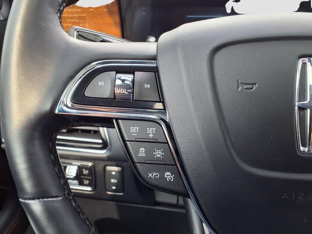 used 2024 Lincoln Navigator car, priced at $79,022