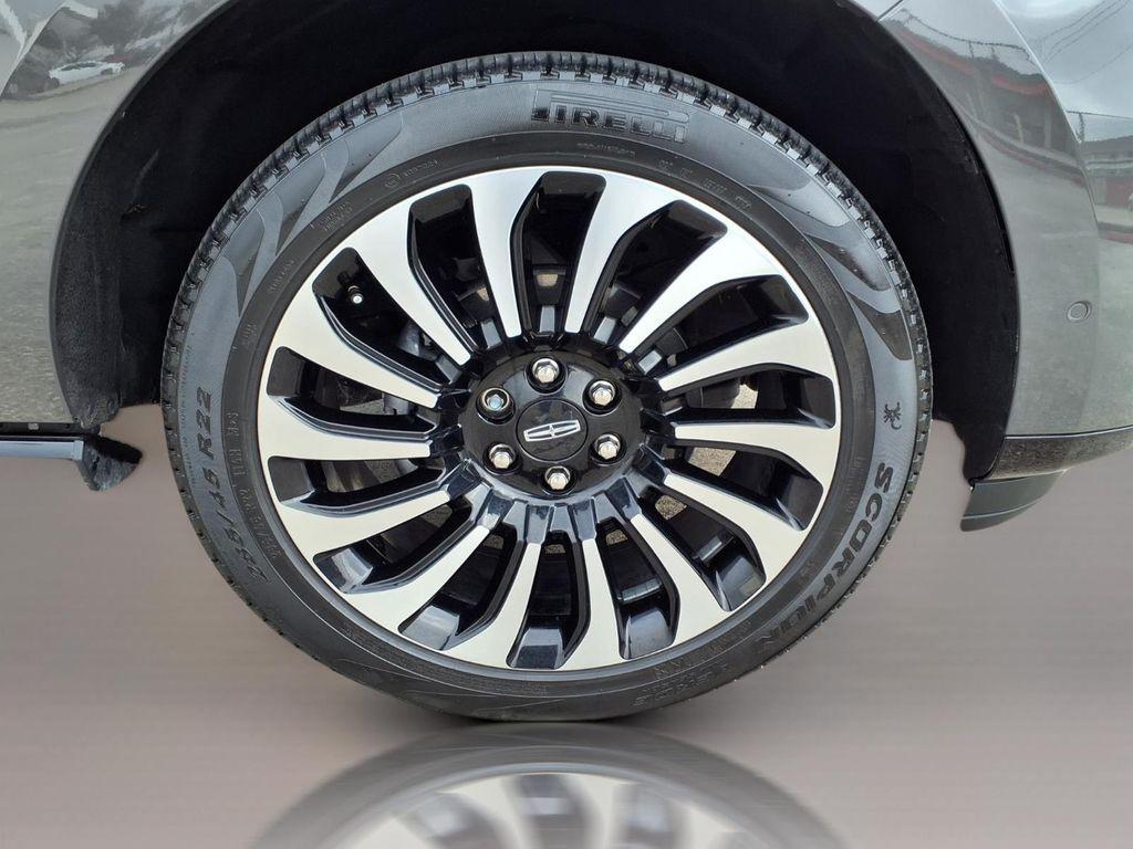 used 2024 Lincoln Navigator car, priced at $79,022