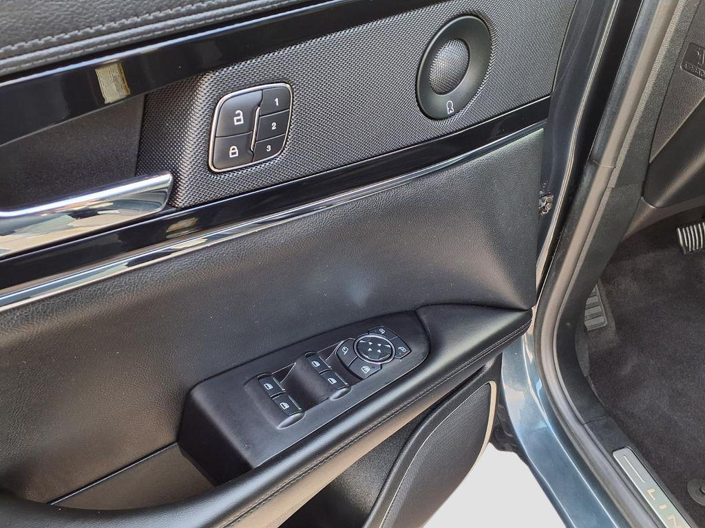 used 2023 Lincoln Nautilus car, priced at $36,422