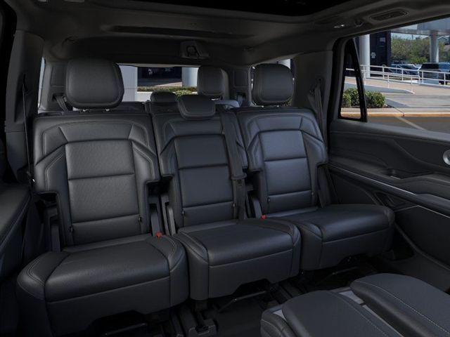 new 2025 Lincoln Navigator car, priced at $94,141