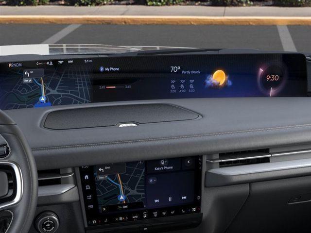 new 2025 Lincoln Navigator car, priced at $94,141