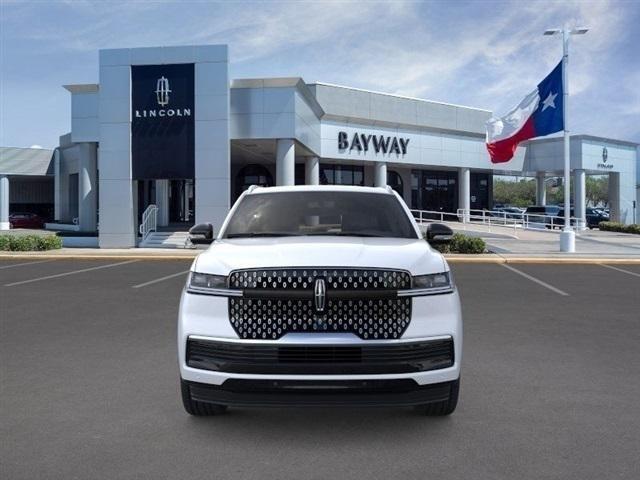 new 2025 Lincoln Navigator car, priced at $93,804