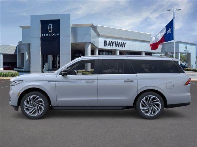 new 2026 Lincoln Navigator car, priced at $99,390