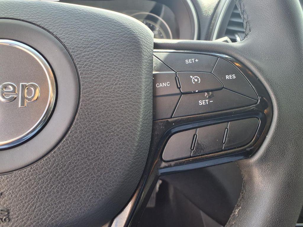 used 2020 Jeep Cherokee car, priced at $17,422