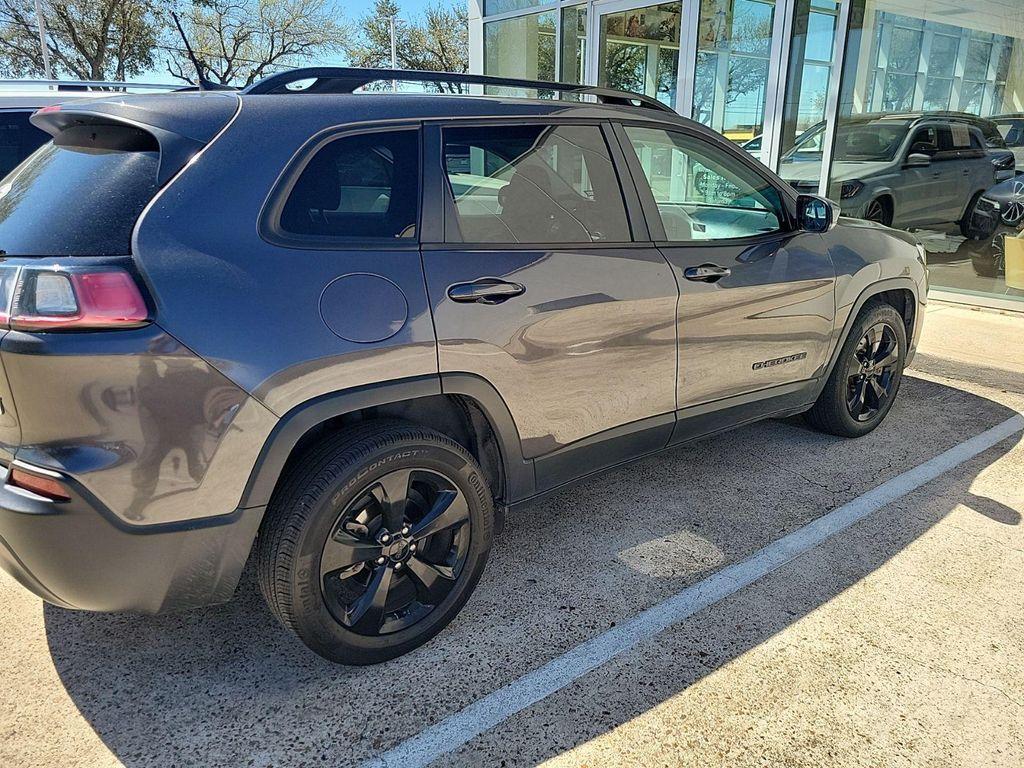 used 2020 Jeep Cherokee car, priced at $18,251