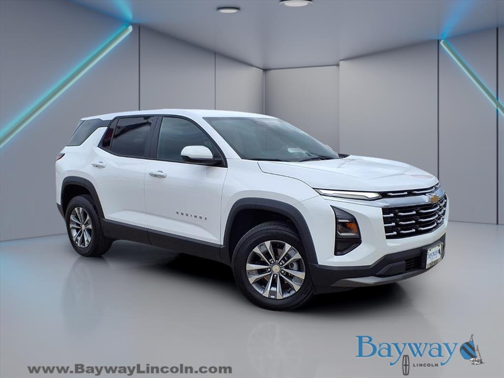 used 2025 Chevrolet Equinox car, priced at $23,030