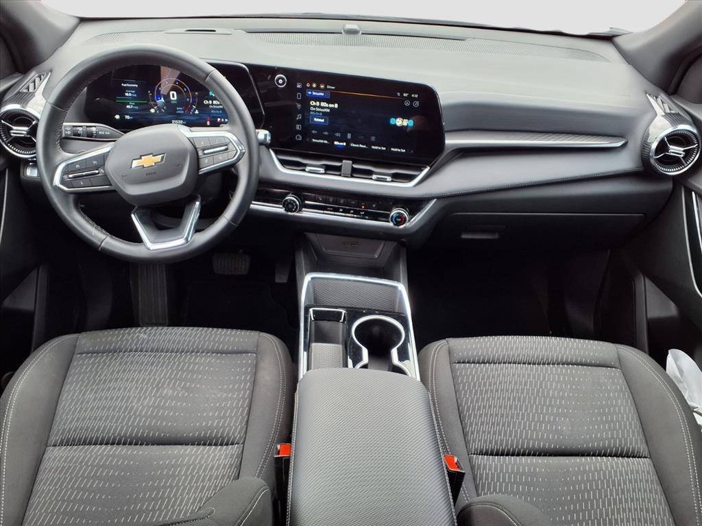 used 2025 Chevrolet Equinox car, priced at $23,030