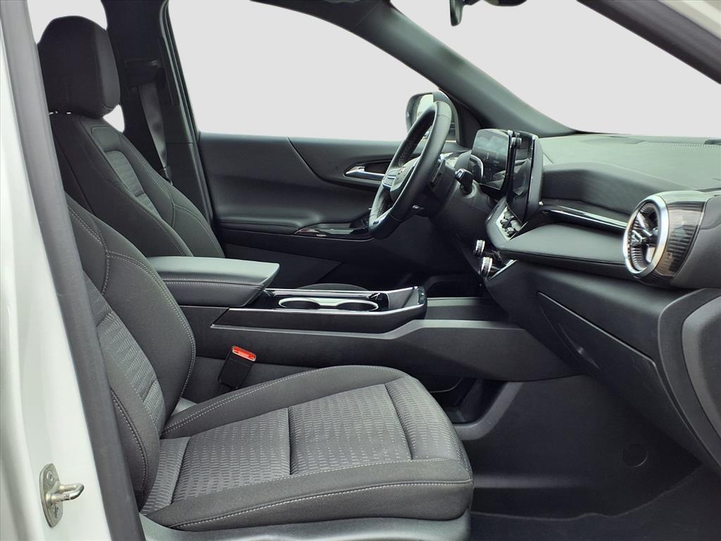 used 2025 Chevrolet Equinox car, priced at $23,030