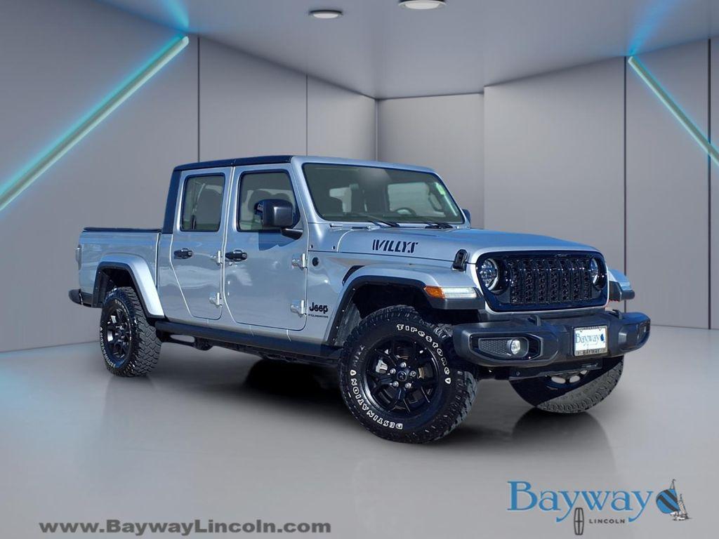 used 2024 Jeep Gladiator car, priced at $35,622