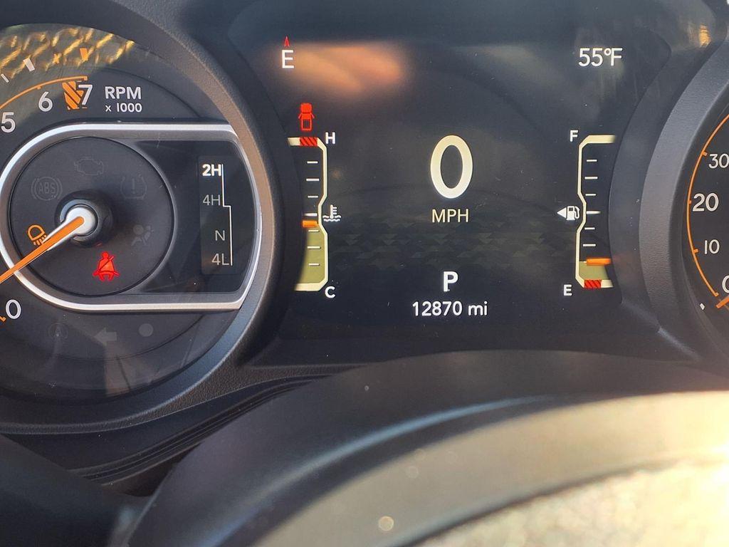 used 2024 Jeep Gladiator car, priced at $35,622