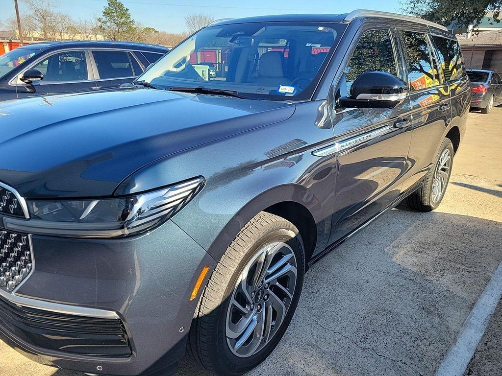 used 2025 Lincoln Navigator car, priced at $90,029