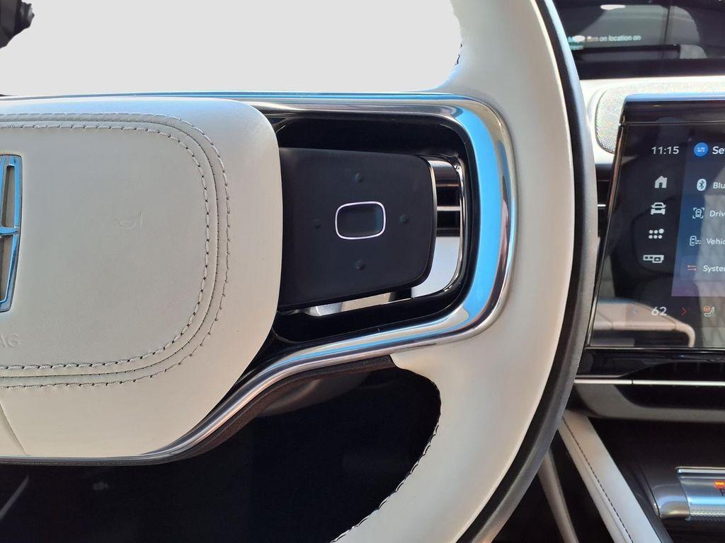 used 2024 Lincoln Nautilus car, priced at $55,052