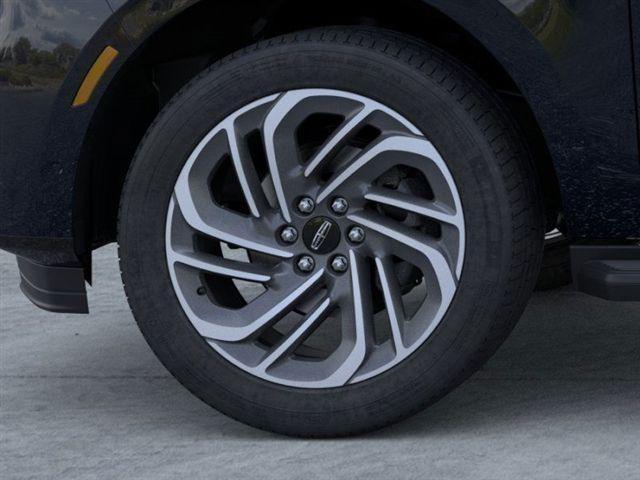 new 2026 Lincoln Navigator car, priced at $95,640