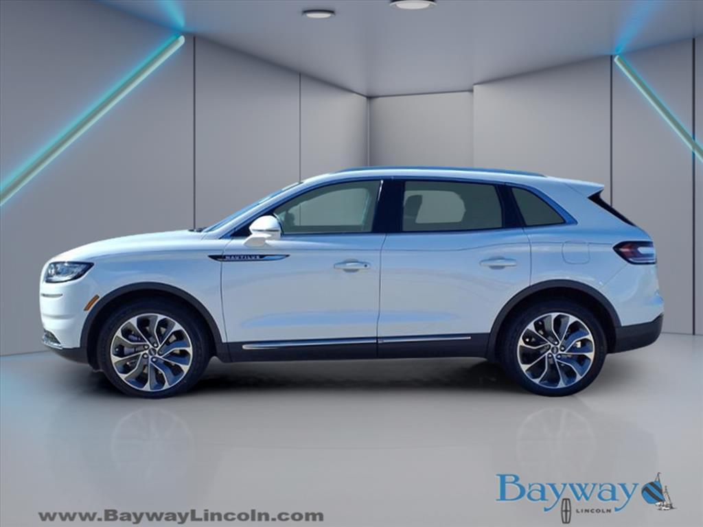 used 2023 Lincoln Nautilus car, priced at $34,090
