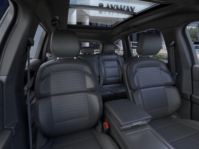 new 2025 Lincoln Nautilus car, priced at $64,246