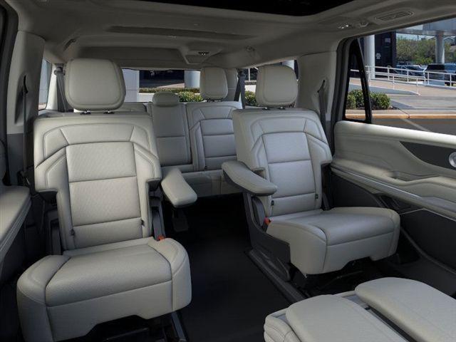 new 2026 Lincoln Navigator car, priced at $109,390