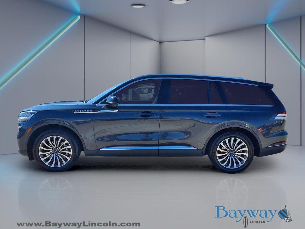 used 2022 Lincoln Aviator car, priced at $34,060