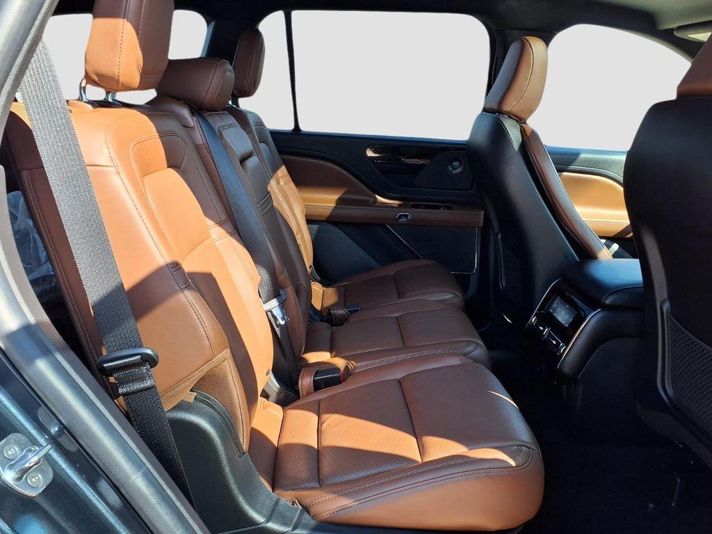 used 2022 Lincoln Aviator car, priced at $34,060