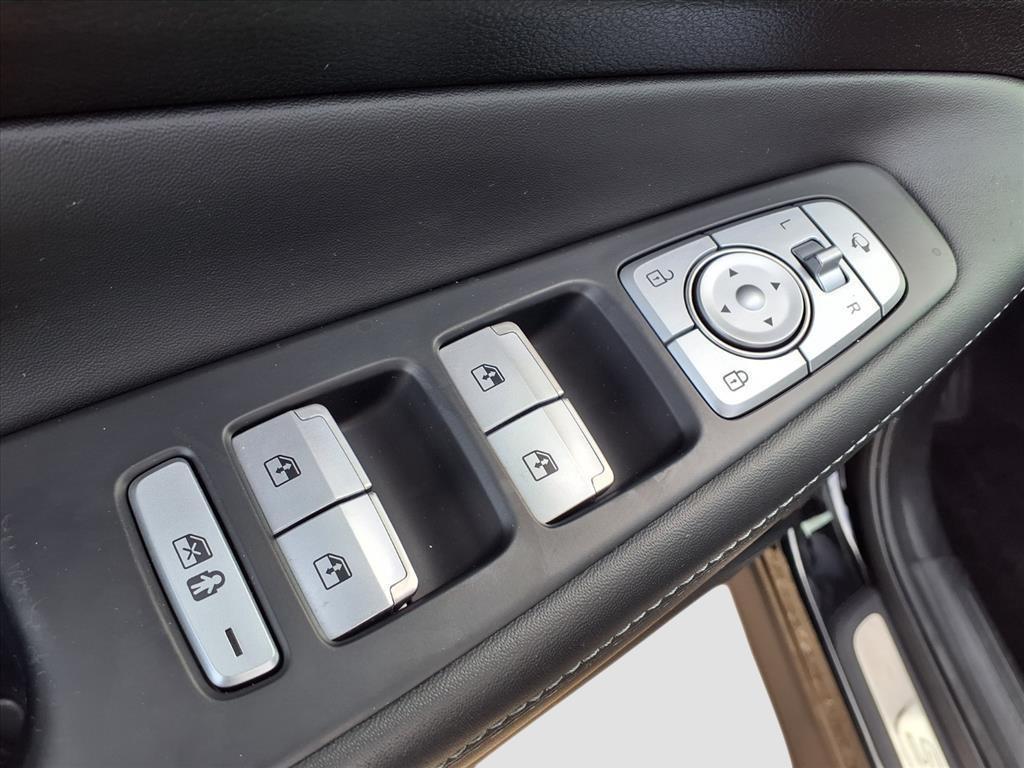 used 2021 Hyundai Santa Fe car, priced at $21,744