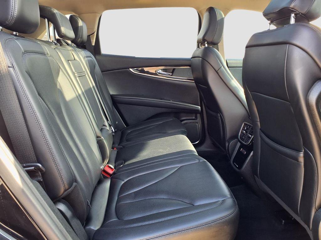 used 2022 Lincoln Nautilus car, priced at $27,094