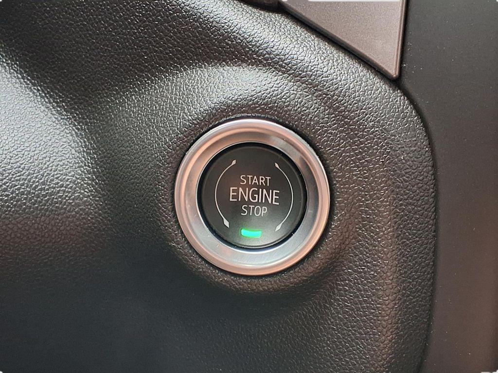 used 2025 Chevrolet Silverado 1500 car, priced at $34,644