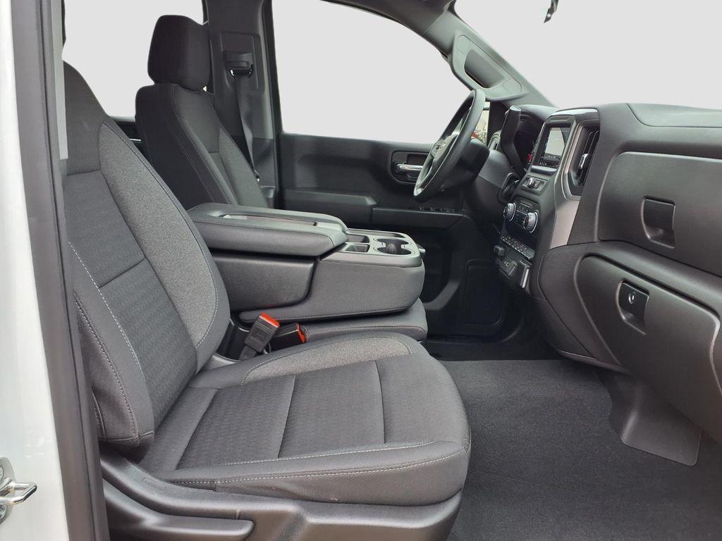 used 2025 Chevrolet Silverado 1500 car, priced at $34,644