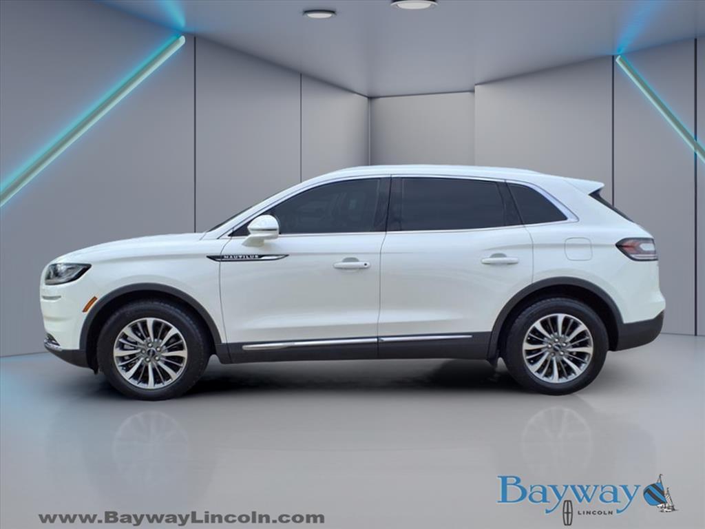 used 2022 Lincoln Nautilus car, priced at $26,242