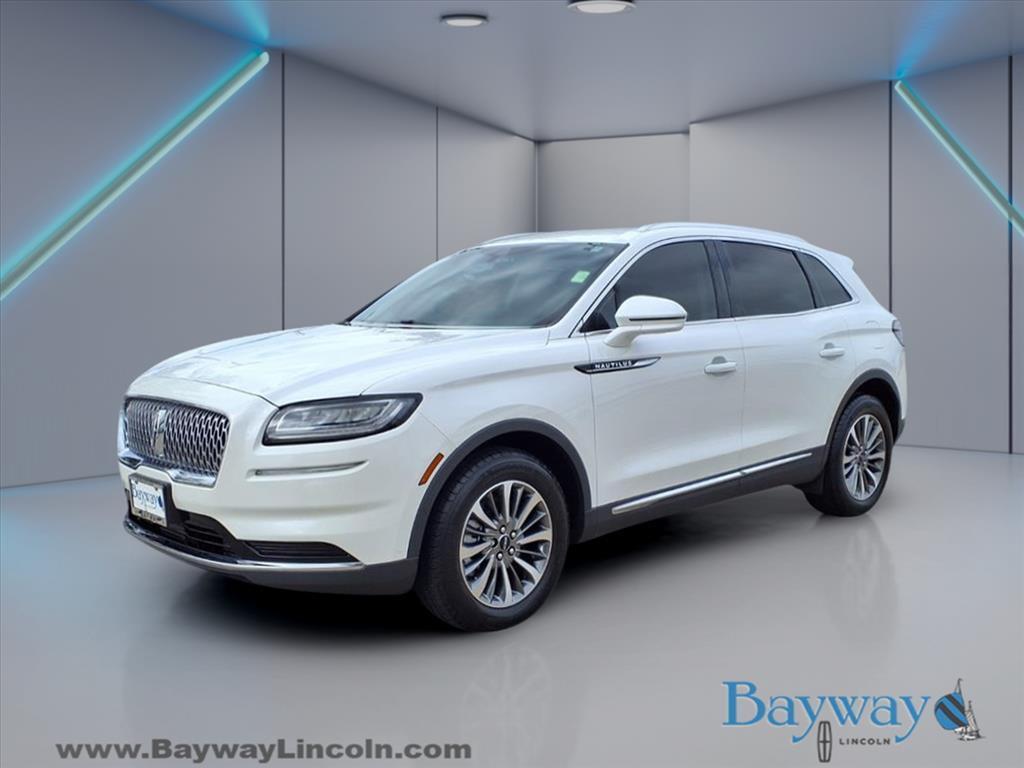 used 2022 Lincoln Nautilus car, priced at $26,242