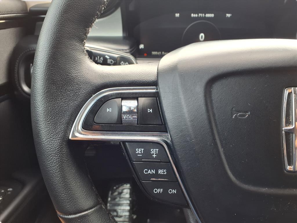 used 2022 Lincoln Nautilus car, priced at $26,242