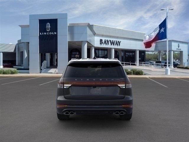 new 2025 Lincoln Aviator car, priced at $62,268