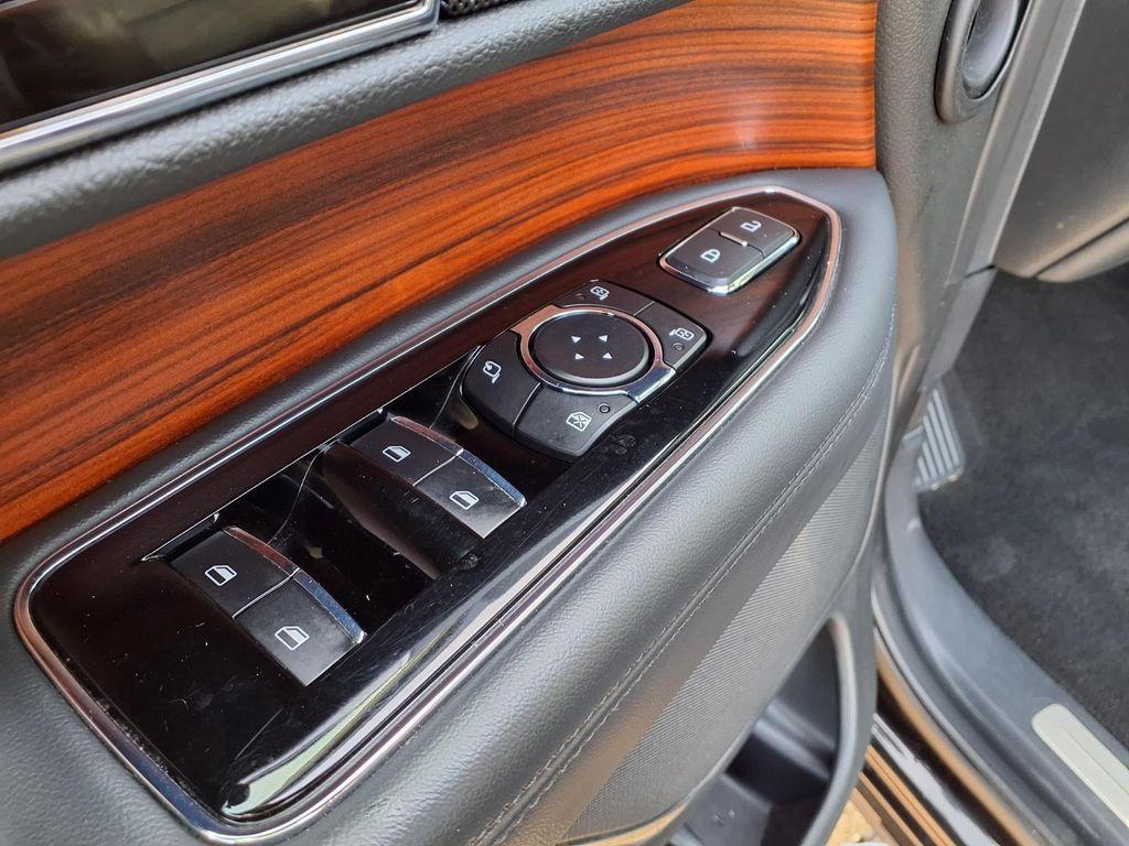 used 2024 Lincoln Navigator car, priced at $56,991