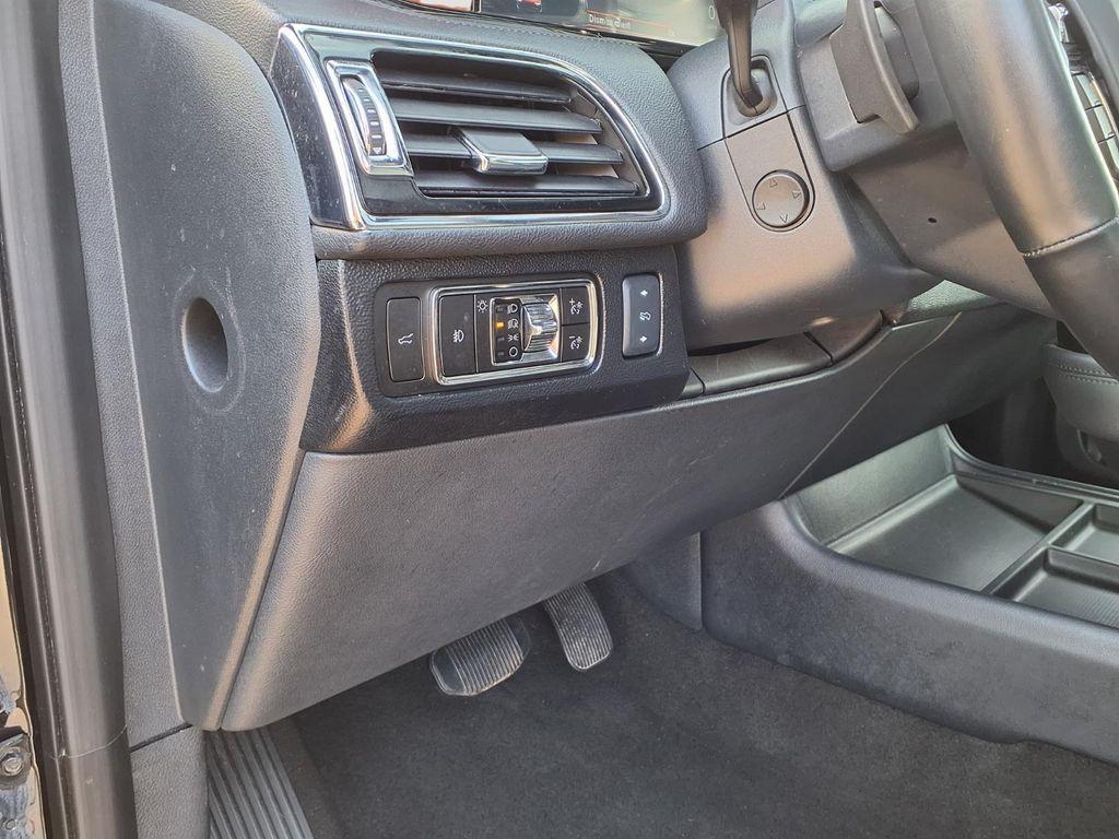 used 2024 Lincoln Navigator car, priced at $56,991