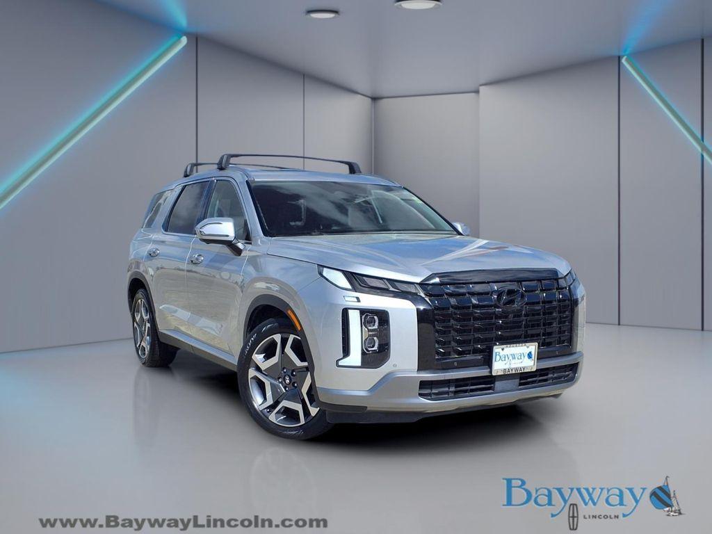 used 2024 Hyundai Palisade car, priced at $33,291