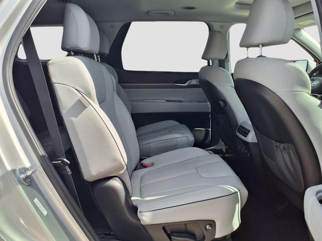 used 2024 Hyundai Palisade car, priced at $33,291